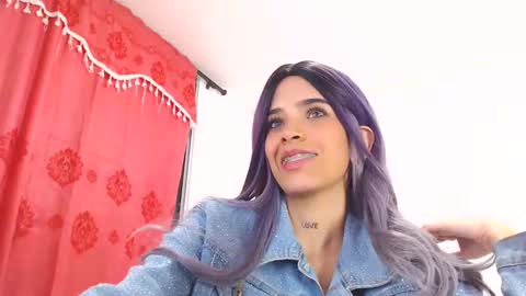 Snapshot of allisonsweet1 chatting on February 17, 2025, 6:09 am Salome  online show from February 17, 2025, 6:09 am