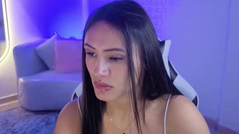 Snapshot of allisson_a chatting on December 17, 2025, 3:23 am Allisson online show from December 17, 2025, 3:23 am