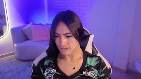 Snapshot of allisson_a chatting on December 18, 2025, 4:29 am Allisson online show from December 18, 2025, 4:29 am