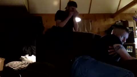 Snapshot of allitrunnin chatting on January 17, 2026, 7:35 am allitrunnin online show from January 17, 2026, 7:35 am