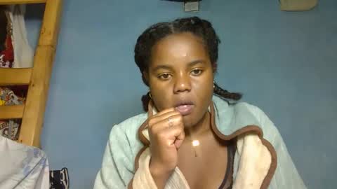 Snapshot of allizida01 chatting on November 17, 2025, 3:51 pm allizida01 online show from November 17, 2025, 3:51 pm