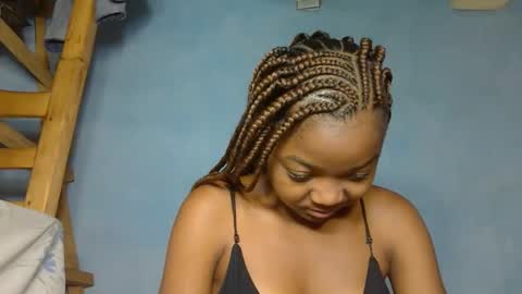 allizida01 online show from November 18, 2025, 11:36 am