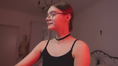 ALOTROPP NOT BABY online show from April 16, 2026, 7:47 pm