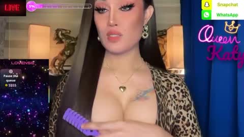 Queen Majesty Katy online show from April 13, 2026, 8:53 am