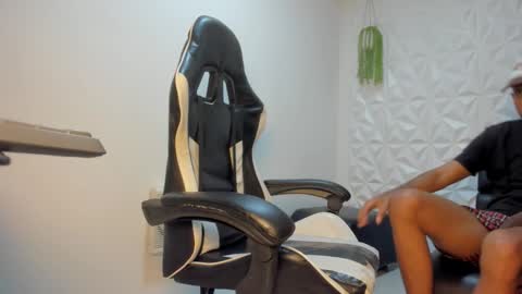 Snapshot of alluringangel01 chatting on January 15, 2026, 11:41 pm alluringangel01 online show from January 15, 2026, 11:41 pm