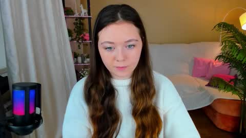 Snapshot of alluringeyess chatting on October 15, 2025, 12:27 pm alluringeyess online show from October 15, 2025, 12:27 pm