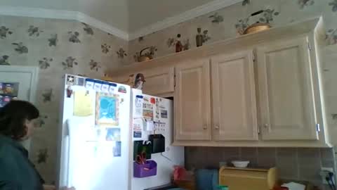 Snapshot of ally12334 chatting on December 2, 2025, 5:52 pm ally12334 online show from December 2, 2025, 5:52 pm