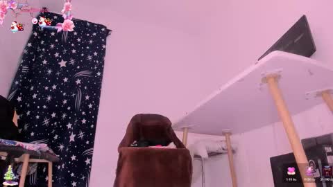 Snapshot of ally_cantero chatting on January 17, 2026, 6:44 pm NEW VIDEOS IN MY PROFILE online show from January 17, 2026, 6:44 pm