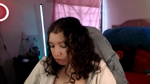 Snapshot of ally_donfort chatting on October 28, 2025, 9:28 pm Ally online show from October 28, 2025, 9:28 pm