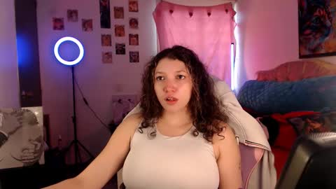 Snapshot of ally_donfort chatting on February 17, 2026, 9:10 pm Ally online show from February 17, 2026, 9:10 pm