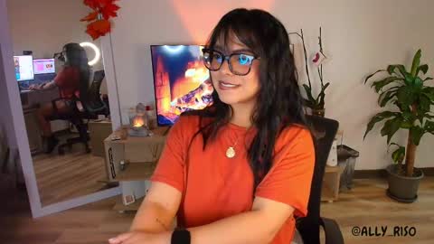 Ally  help me reach 100 satisfaid online show from November 5, 2025, 1:49 am