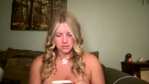 Snapshot of allyanalangel chatting on October 2, 2025, 11:56 pm allyanalangel online show from October 2, 2025, 11:56 pm