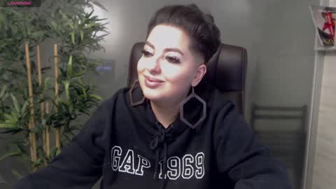         online show from January 27, 2025, 11:54 pm