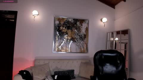 Snapshot of allyjensen chatting on October 28, 2025, 10:08 am Alisson online show from October 28, 2025, 10:08 am