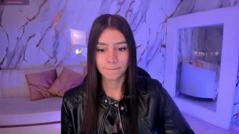 Snapshot of allyjensen chatting on December 16, 2025, 10:09 am Alisson online show from December 16, 2025, 10:09 am