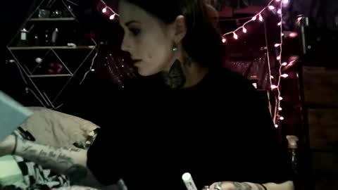 allymoon1369 online show from April 1, 2026, 12:11 am