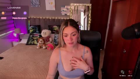 Snapshot of allysonsweett chatting on November 27, 2025, 4:31 pm ANNA online show from November 27, 2025, 4:31 pm