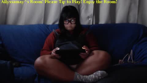 Allyssamay online show from December 28, 2024, 7:33 am