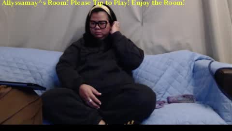 Allyssamay online show from February 22, 2026, 4:13 am