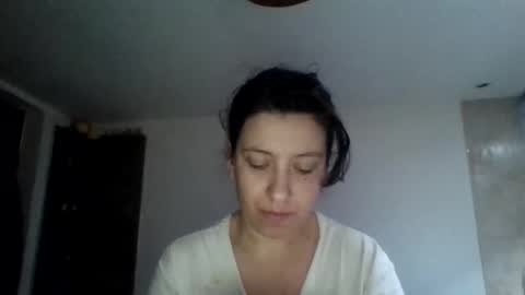 Snapshot of alma_amy chatting on February 7, 2026, 12:03 am Alma online show from February 7, 2026, 12:03 am