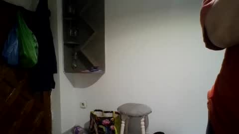 Snapshot of alma_amy chatting on February 28, 2026, 8:43 pm Alma online show from February 28, 2026, 8:43 pm