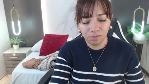 Snapshot of alma_fenix chatting on December 28, 2024, 12:24 pm ALMA FENIX online show from December 28, 2024, 12:24 pm