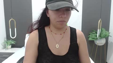 Snapshot of alma_fenix chatting on February 25, 2025, 12:03 pm ALMA FENIX online show from February 25, 2025, 12:03 pm