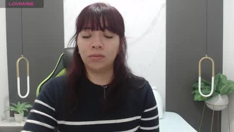 Snapshot of alma_fenix chatting on March 7, 2025, 12:01 pm ALMA FENIX online show from March 7, 2025, 12:01 pm