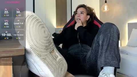 ALMA FENIX  online show from October 28, 2025, 12:52 pm