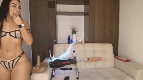 Snapshot of almacastillo2 chatting on February 20, 2026, 2:19 am Alma Castillo online show from February 20, 2026, 2:19 am