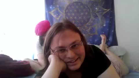 Snapshot of almalexie chatting on July 19, 2026, 8:12 pm You can call me Alma. online show from July 19, 2026, 8:12 pm