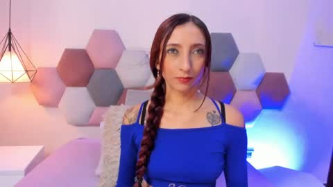 AlmaStone online show from May 2, 2026, 12:37 am