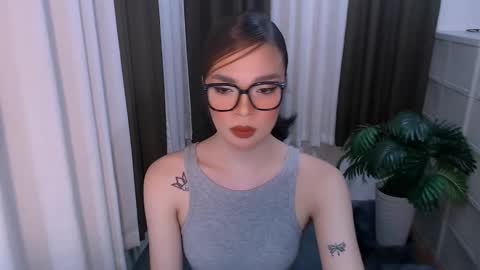 almira_scott online show from June 11, 2026, 11:52 am