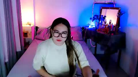Snapshot of almirablont13 chatting on June 30, 2026, 6:03 am Almira online show from June 30, 2026, 6:03 am