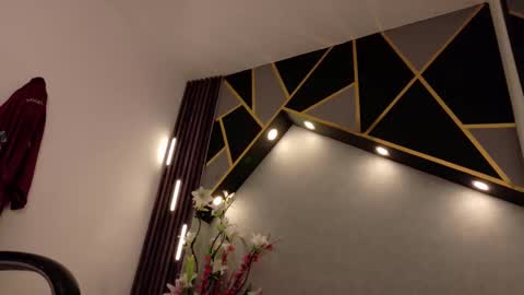 ALMMA online show from February 20, 2025, 6:24 pm