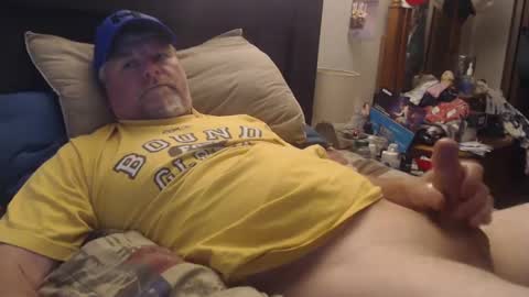 Snapshot of almostheaven chatting on March 2, 2025, 12:01 pm almostheaven online show from March 2, 2025, 12:01 pm