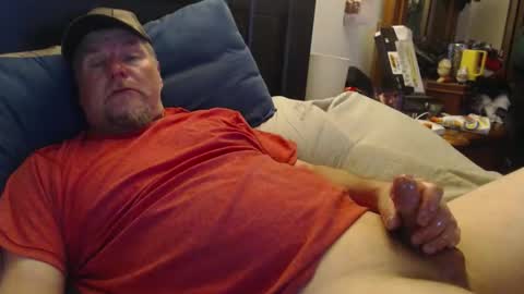 Snapshot of almostheaven chatting on April 10, 2026, 2:55 pm almostheaven online show from April 10, 2026, 2:55 pm
