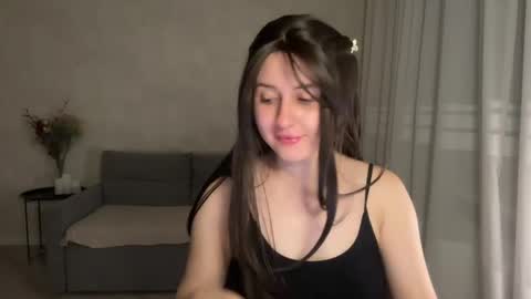 Anna online show from May 25, 2026, 9:21 pm