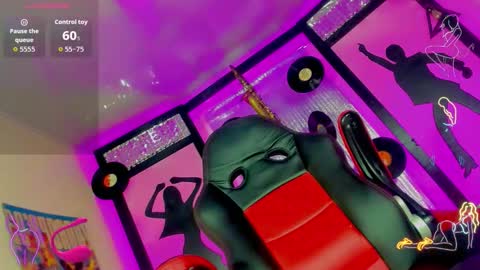 alondra_campbell online show from October 28, 2025, 3:21 am