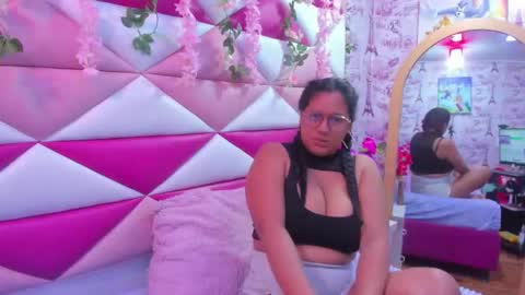 Snapshot of alondragomexxx69 chatting on March 10, 2026, 1:05 pm alondragomexxx69 online show from March 10, 2026, 1:05 pm