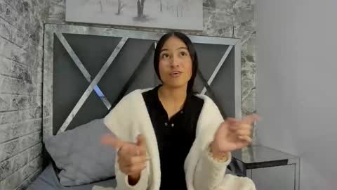 Alondra online show from March 31, 2026, 4:40 pm