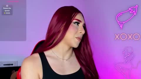 Hazel Bowie online show from October 22, 2025, 1:17 am