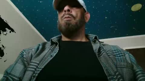 ALPH4BETO online show from October 19, 2025, 7:58 pm