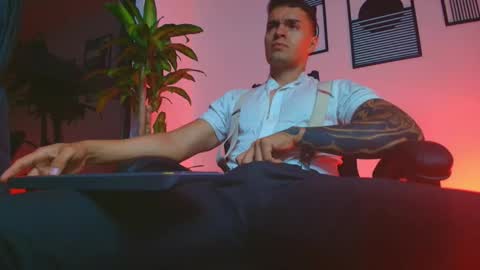 alpha_dominus_ online show from April 1, 2026, 3:29 am