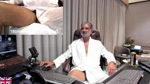 alpha_uk_boss online show from May 23, 2026, 5:06 pm