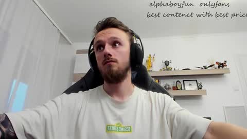 Snapshot of alphaboyfun chatting on February 12, 2026, 3:40 pm Andi online show from February 12, 2026, 3:40 pm