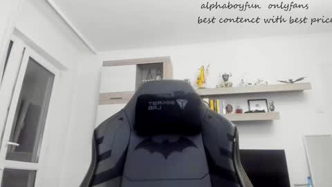 Snapshot of alphaboyfun chatting on March 10, 2026, 6:13 pm Andi online show from March 10, 2026, 6:13 pm