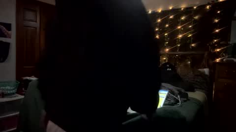 alphadomcole online show from November 10, 2025, 2:10 am