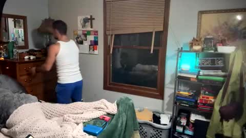 alphadomcole online show from November 12, 2025, 5:41 am