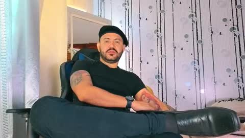 alphadrip online show from November 6, 2025, 12:28 pm